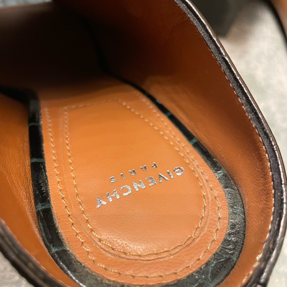 Givenchy Black Croc-Patterned Mules - image 5